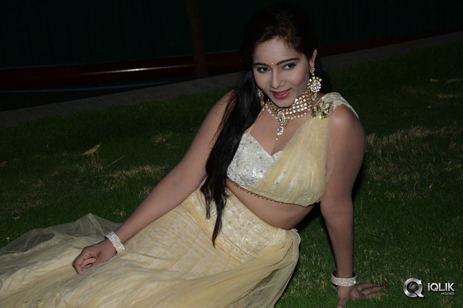 Mithra-at-Dollar-Ki-Maro-Vaipu-Movie-Audio-Launch